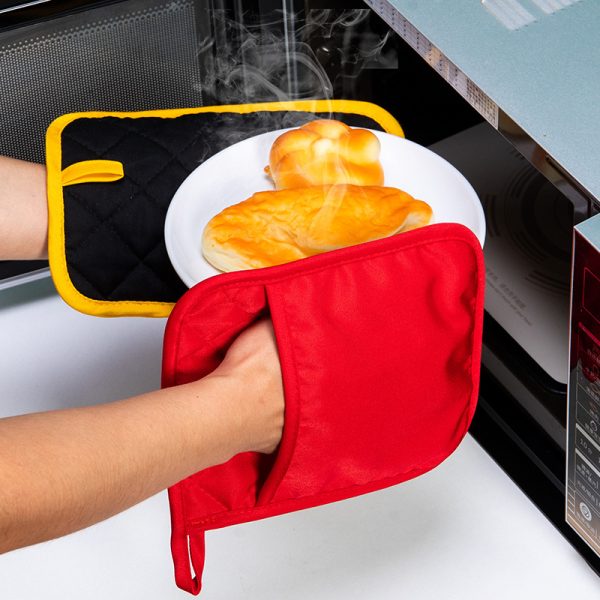 Kitchen Basic Heat Resistant Oven Mitts