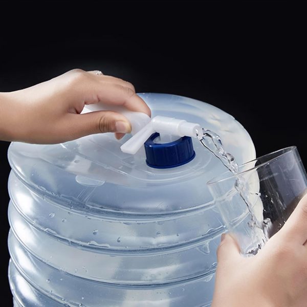 Outdoor portable foldable compressed water bucket