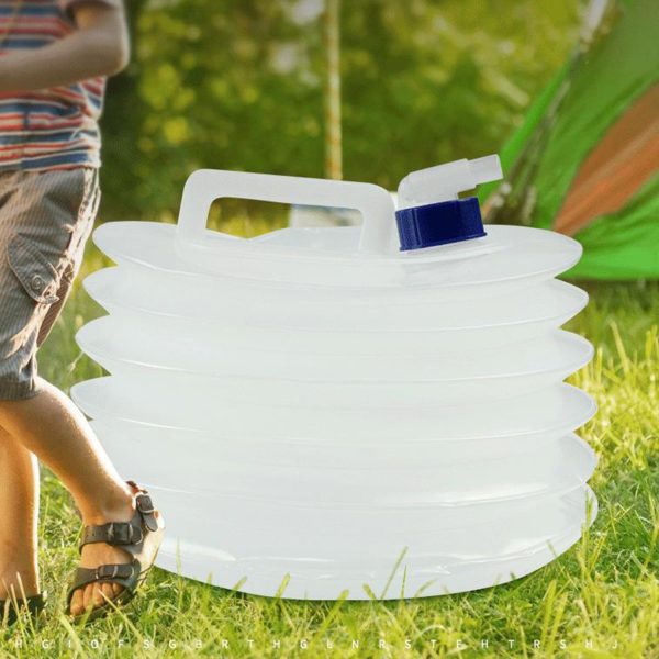 Outdoor portable foldable compressed water bucket