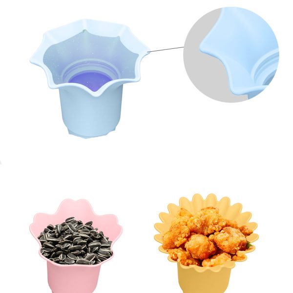 Foldable silicone ice cream cone