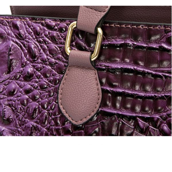 Retro Fashion Embossed Handheld One Shoulder Crossbody Bag