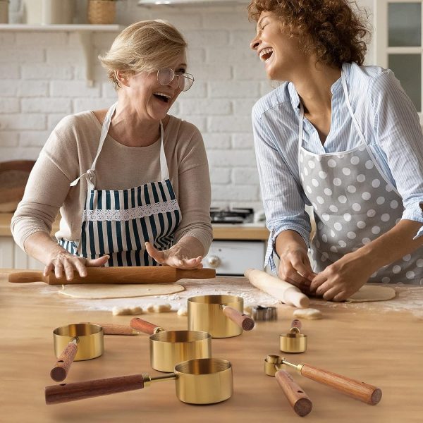 Wooden Handle Measuring Cups and Spoons Set