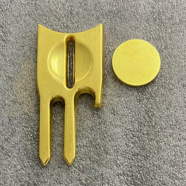 6-in-1 Golf Divot Tool