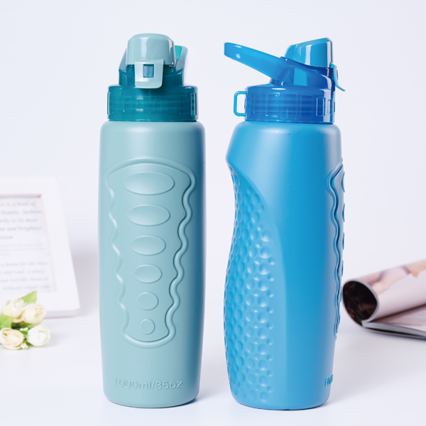 Sealed straw sports bottle