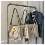 Woven flower tote bag for beach