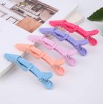 Crocodile clip for hair dye and hairdressers