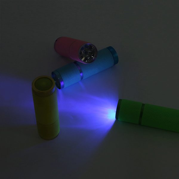 Mini luminous flashlight