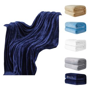 Thickened solid color blanket