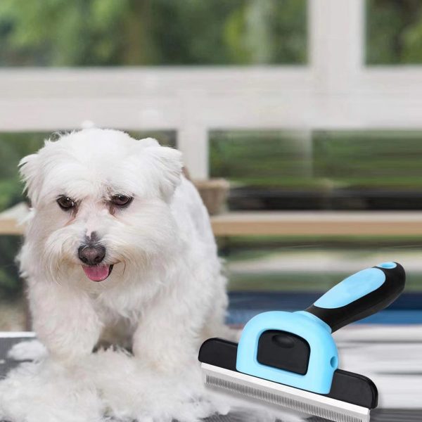 Deshedding Tool For Dogs & Cats