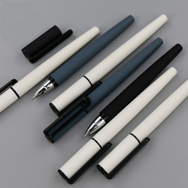 Removable Cap Premium Matte Finish Plastic Signature Pen