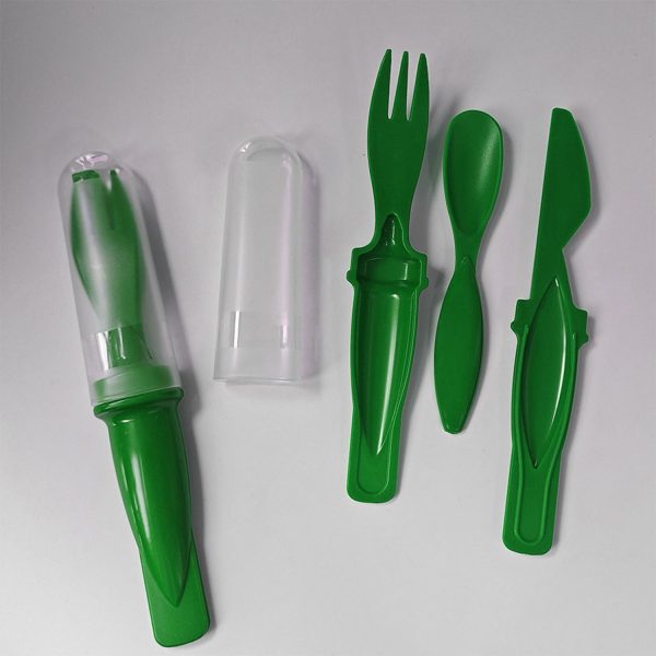 Disposable cutlery set