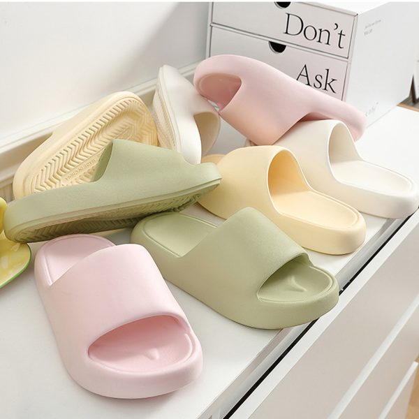 Summer EVA anti slip thick soled bathroom women's slippers