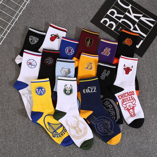 Men's mid-calf sweat socks