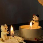 Adorable Cartoon Cat Warming Paws Mini Candle Holder