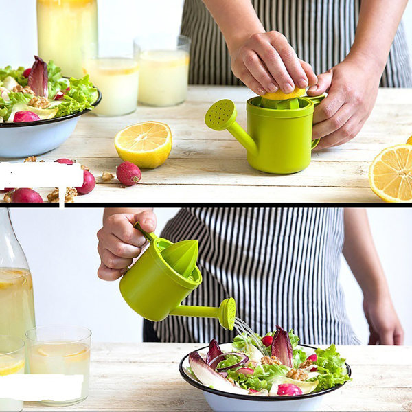 2-in-1 Watering Can-Shaped Manual Juicer