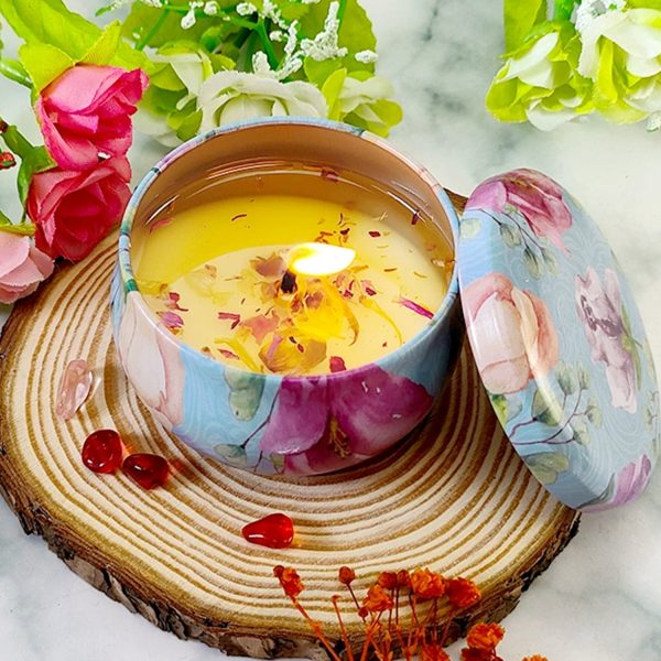 Scented candles w/ dried flowers in Metal Jar